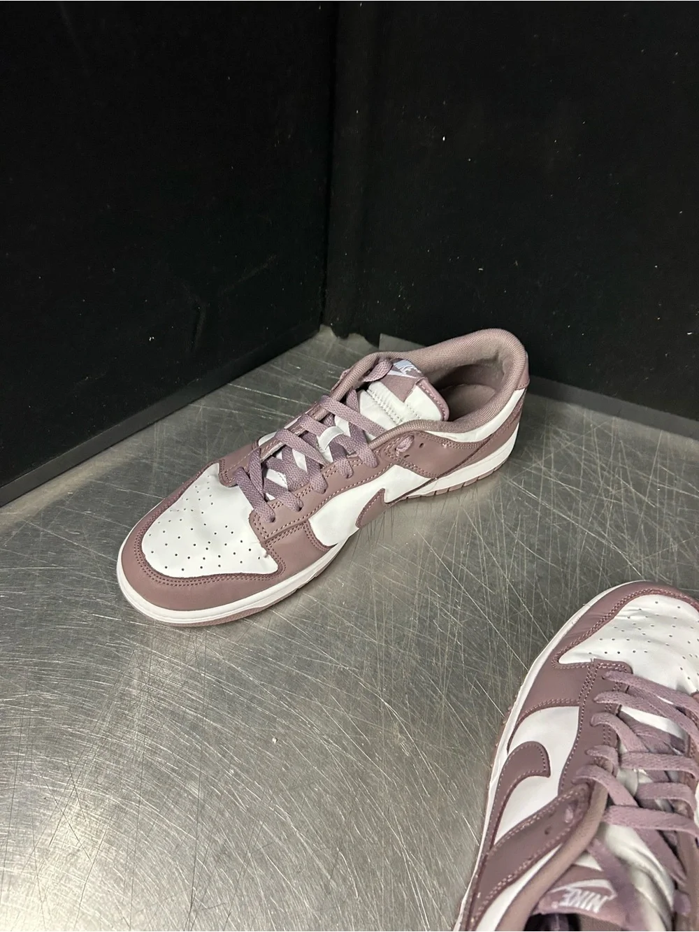 Nike Dunk Size 10.5 Men - Picture 6 of 10